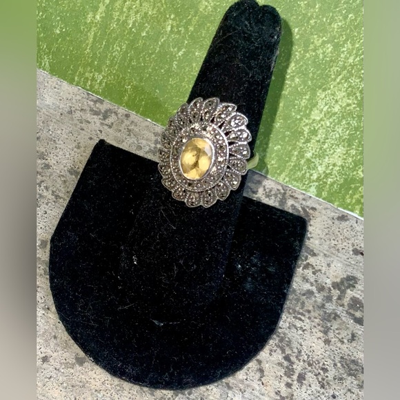 Vintage 925 Sterling Silver Oval-Shaped Citrine Gemstone Ring w/ Marcasite Sz 6 - Picture 12 of 16
